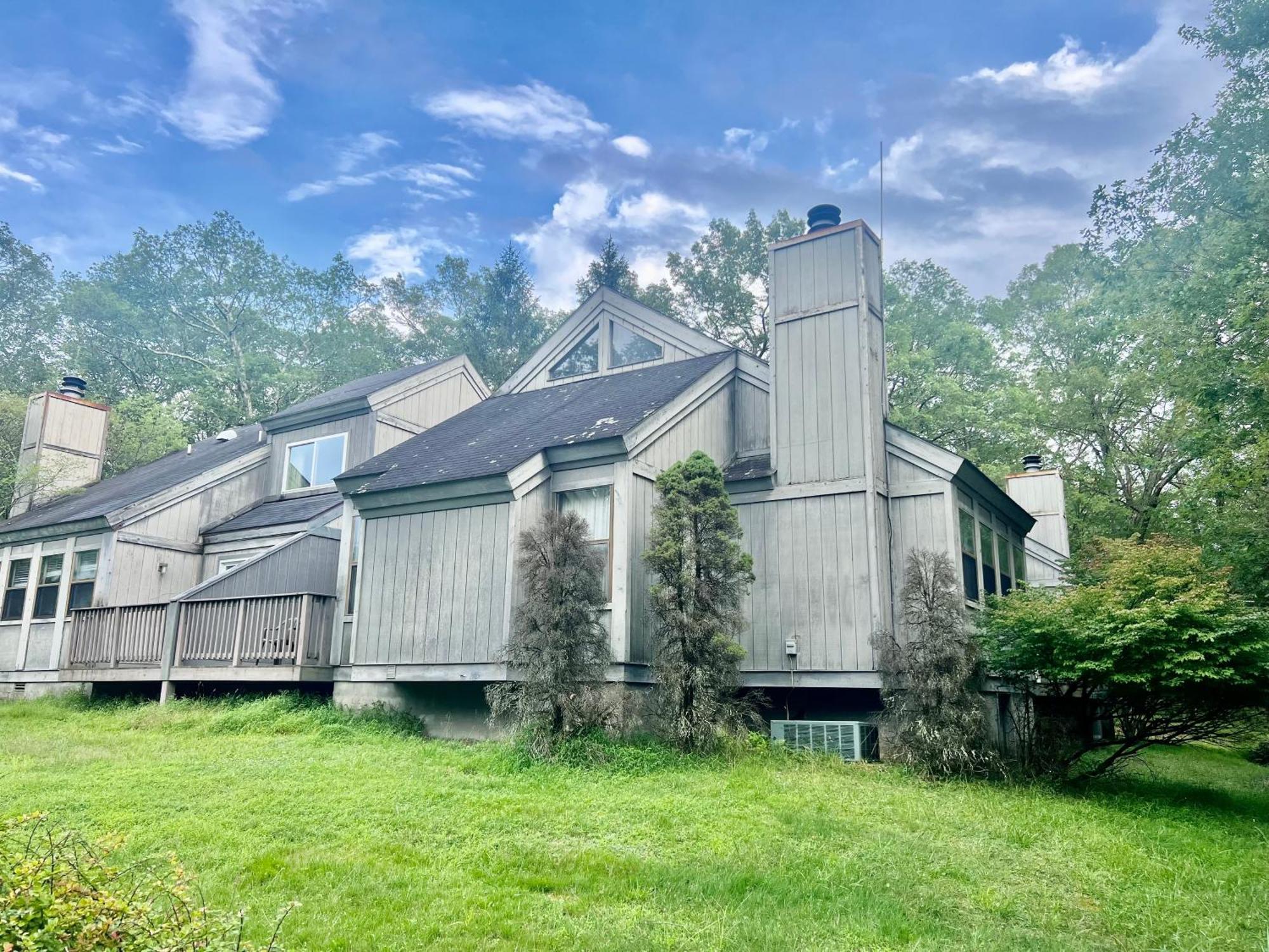 Eagle Village Resort Bushkill Exterior photo
